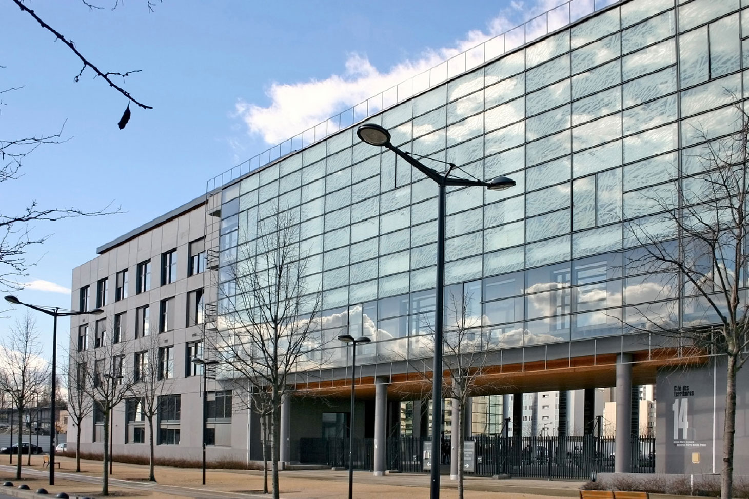 Les bâtiments de l'Institut d'urbanisme et de géographie alpine sur le site de Vigny Musset